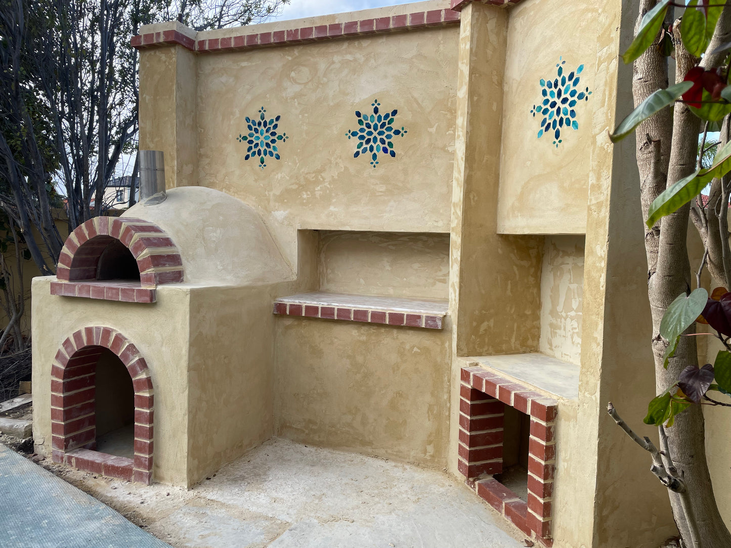 Wood Fired Pizza Oven + BBQ Area + Prep Station - Alfresco Monte