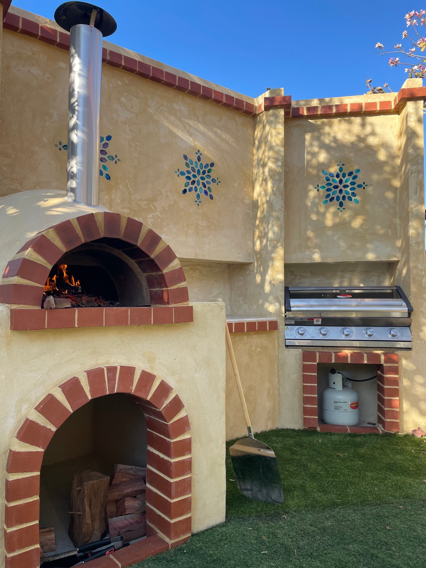 Woodfired Pizza Oven - Dome Style